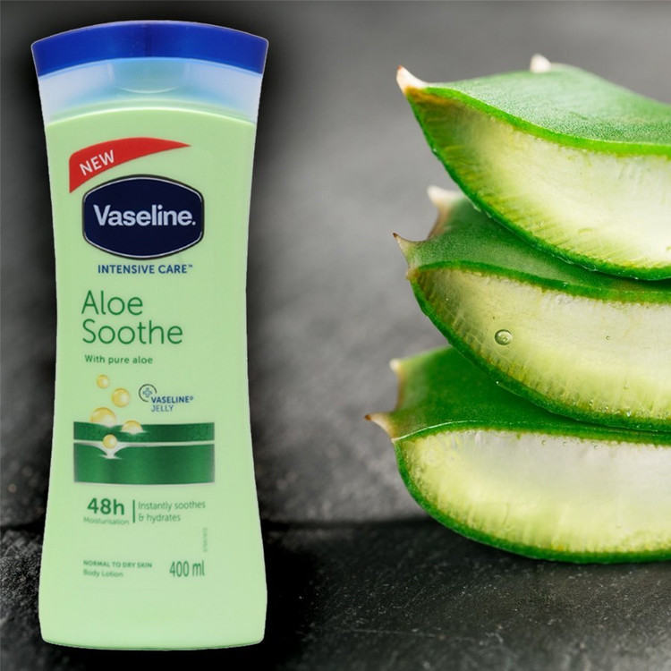 قیمت لوسیون بدن آلوئه ورا وازلین Vaseline اصل | خرید لوسیون بدن Aloe Soothe 400 میل | ارسال فوری | ارزان کف قیمت حراج فروشگاه آرایشی بهداشتی ویونا سیسمونی ویونا sismuni vionaa vionaa اصالت کالا ضمانت اصل