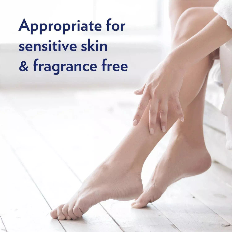 لوسیون بدن آبرسان و ترمیم کننده 72 ساعته ادونسد ریپیر مخصوص پوست خشک و آسیب دیده وازلین اصل