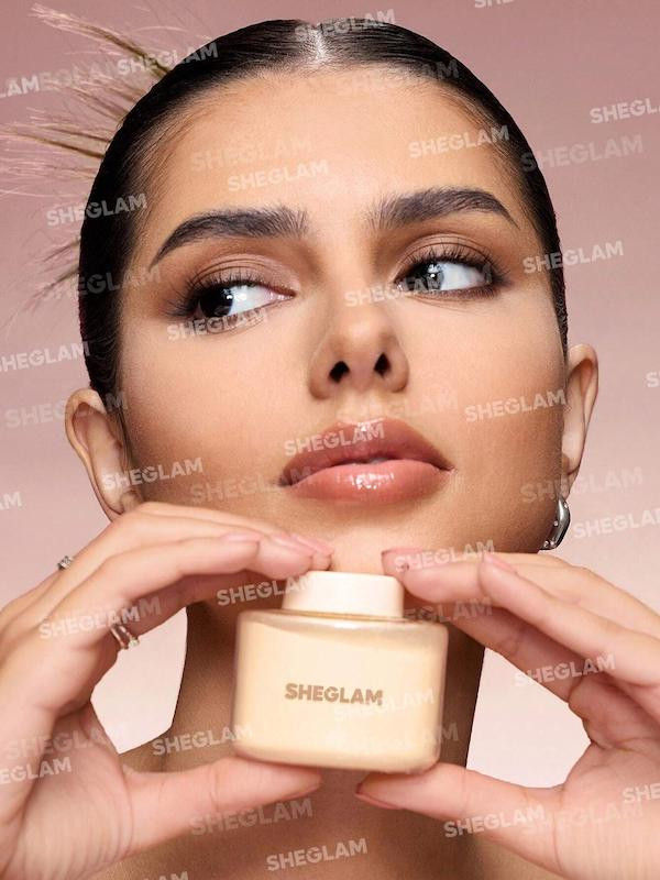 پودر تثبیت آرایش Blur In Bottle مناسب عکاسی و فیلمبرداری - فروشگاه آرایشی و بهداشتی ویونا