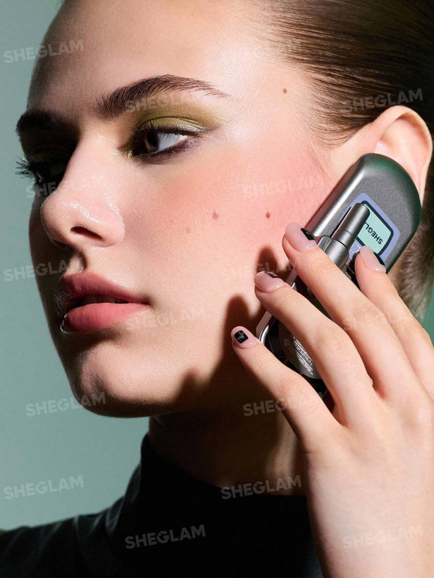 پالت رژگونه دو رنگ Going Digital شیگلم SHEGLAM Two-Tone Blush فروشگاه آرایشی و بهداشتی ویونا