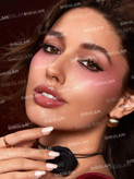 خرید رژگونه کرمی شیگلم مناسب پاییز و زمستان با تخفیف فروشگاه آرایشی و بهداشتی ویونا
