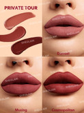 رژ لب مینی شیگلم Cosmopolitan روی لب در lighting مختلف - فروشگاه آرایشی و بهداشتی ویونا