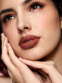 قیمت رژ مایع شیگلم رنگ Maven قهوهای شکلاتی - فروشگاه آرایشی و بهداشتی ویونا