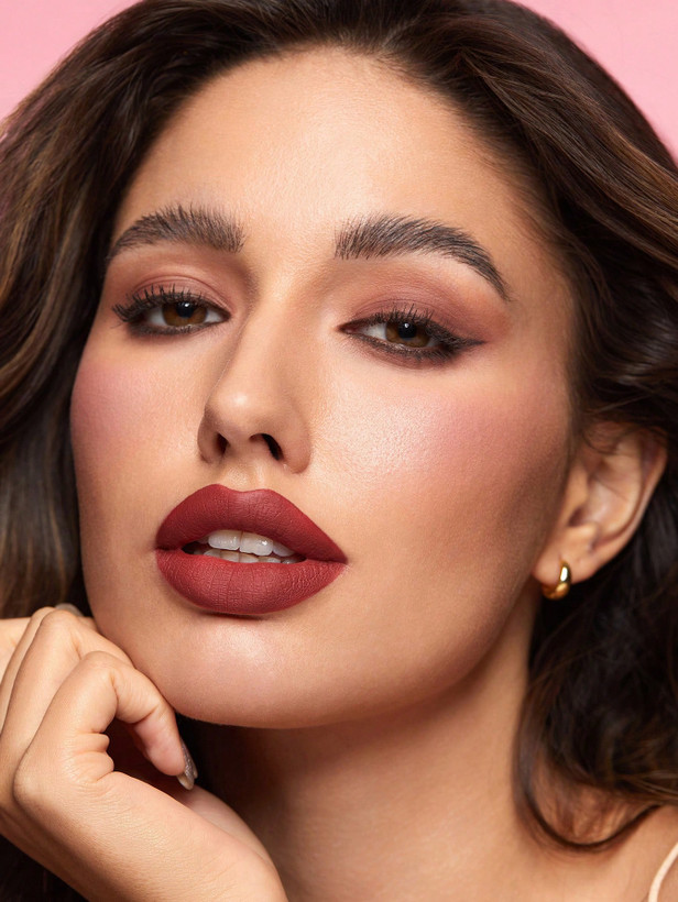 قیمت رژ لب شیگلم Matte Allure رنگ Musing بنفش تیره - فروشگاه آرایشی و بهداشتی ویونا