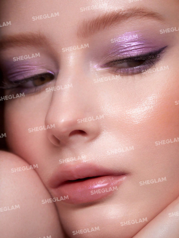 خرید آنلاین سایه مایع دوسر Silk & Sparkle فروشگاه آرایشی ویونا