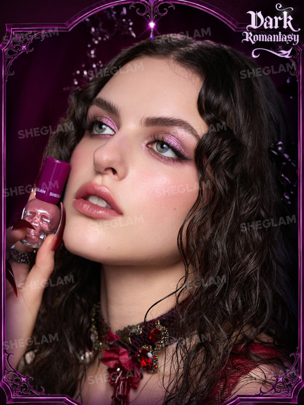 تینت لب و گونه Dark Romantasy شیگلم رنگ Rich Crimson - فروشگاه آرایشی و بهداشتی ویونا